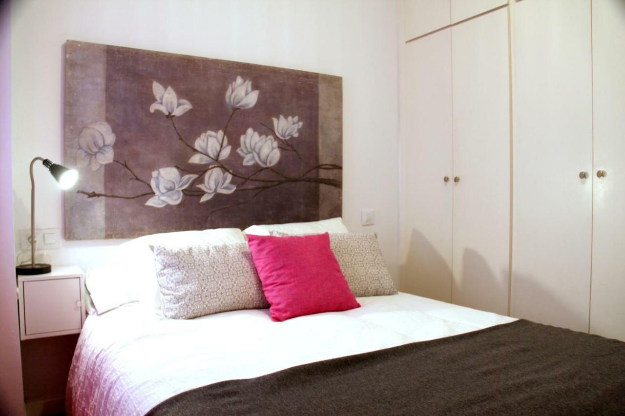 Alhondiga Center Apartment Seville Ngoại thất bức ảnh